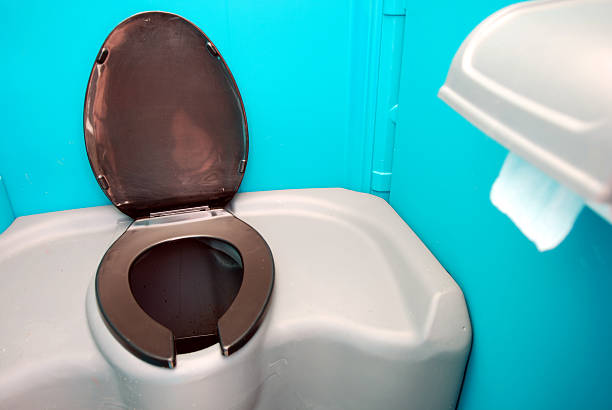 Best Portable toilet rental cost  in Middleburg Heights, OH