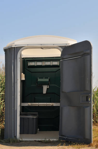 Best Emergency porta potty rental  in Middleburg Heights, OH