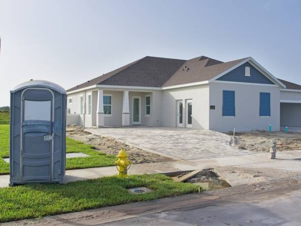 Portable Toilet Options We Offer in Middleburg Heights, OH
