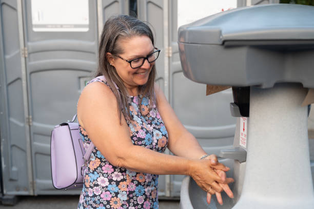 Best Event porta potty rental  in Middleburg Heights, OH